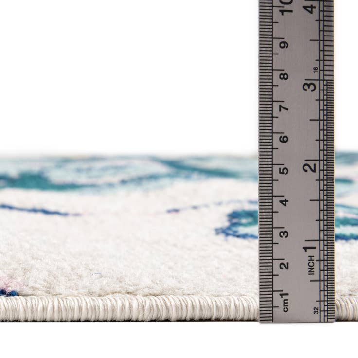 Detail image of 2' x 3' Bloom Rug