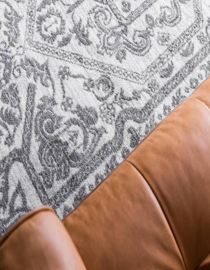 Detail image of 9' x 12' 2 Boston Rug