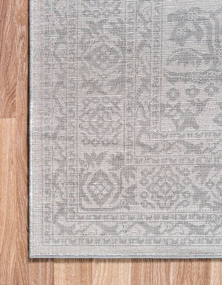 Detail image of 5' x 8' Boston Rug