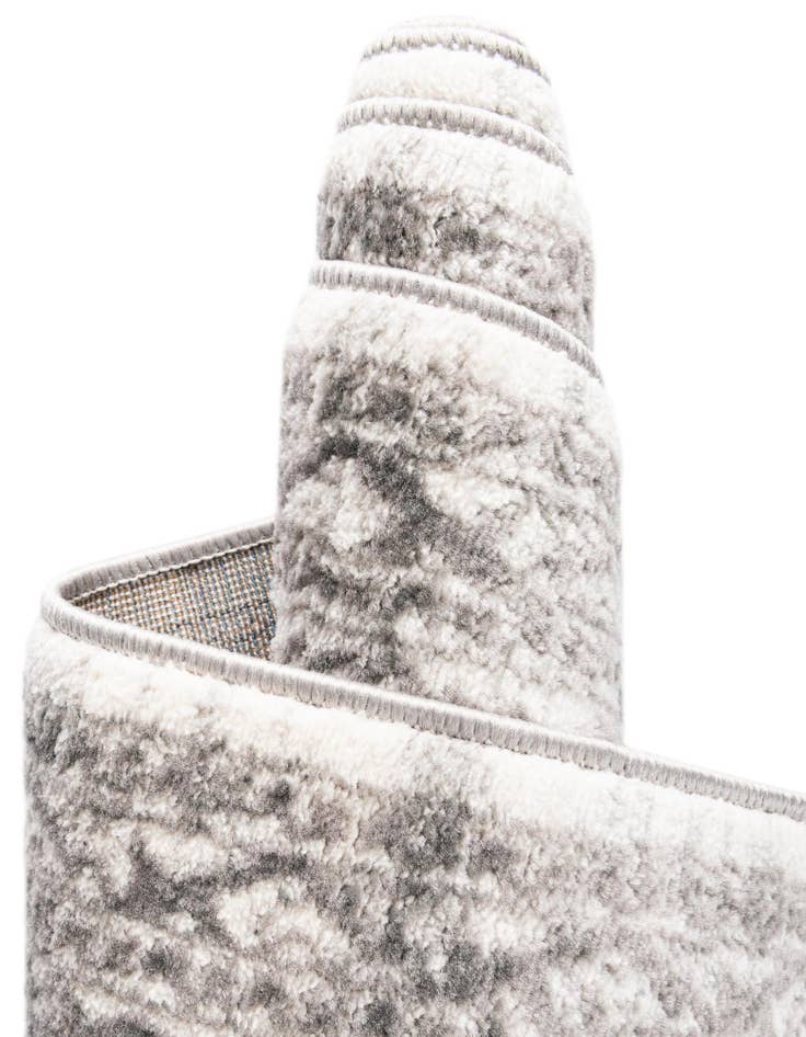 Detail image of 5' x 8' Boston Rug