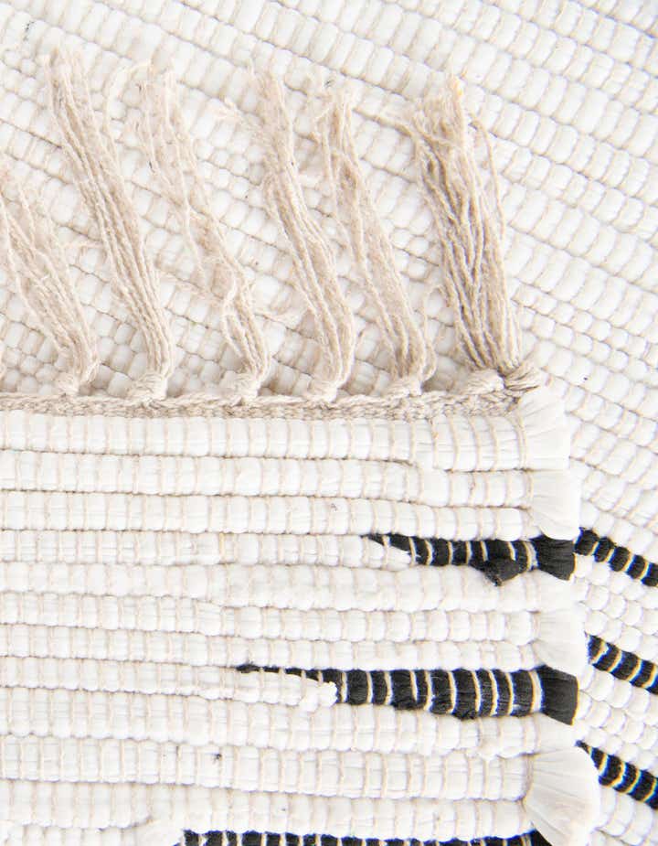 4' 1 x 6' 1 Hand Woven Chindi Cotton Rug