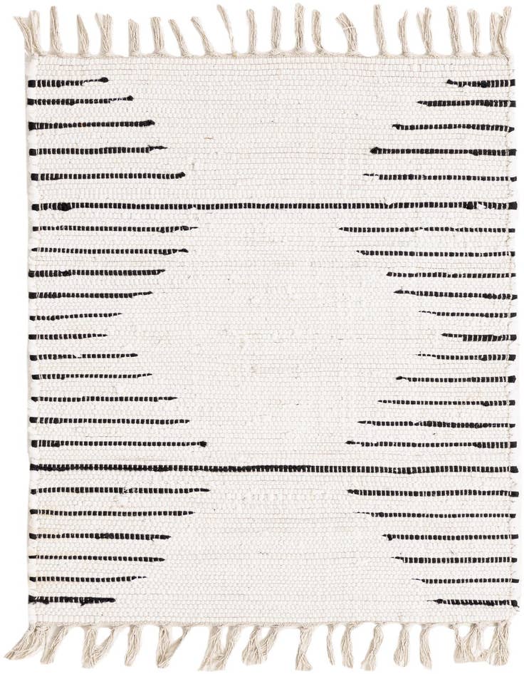 Detail image of 2' x 3' 1 Hand Woven Chindi Cotton Rug