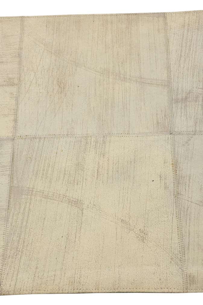 2' 1 x 3' Cowhide Leather Rug