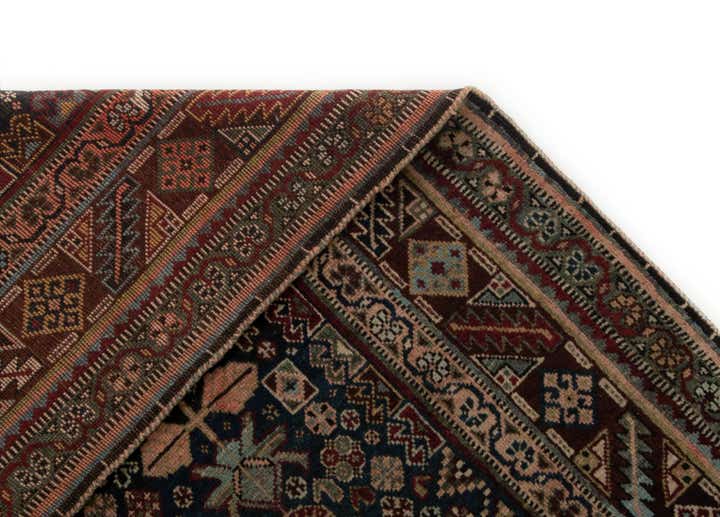 4' 11 x 8' 4 Ghashghai Wool Rug