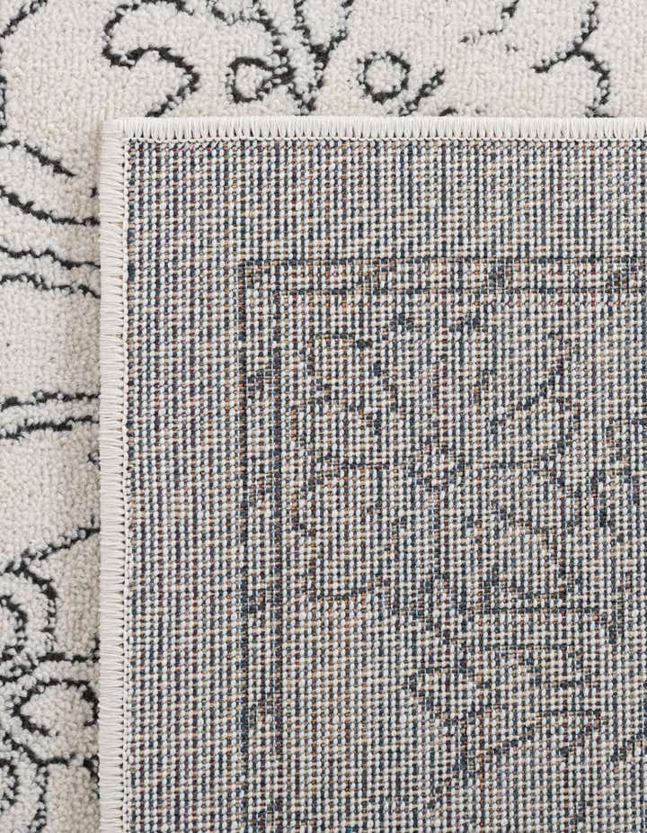 4' x 6' Isabella Rug
