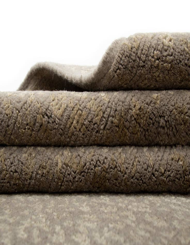 Detail image of 8' 4 x 10' Kooches Yardo Wool Rug