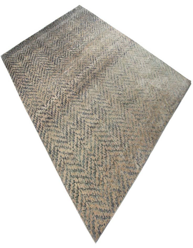 Detail image of 8' 10 x 12' 8 Kundan Diamond Rug