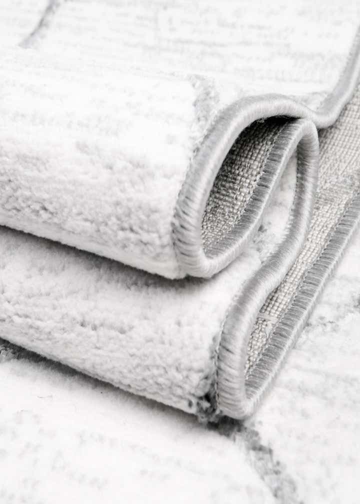 8' x 10' Lattice Trellis Rug