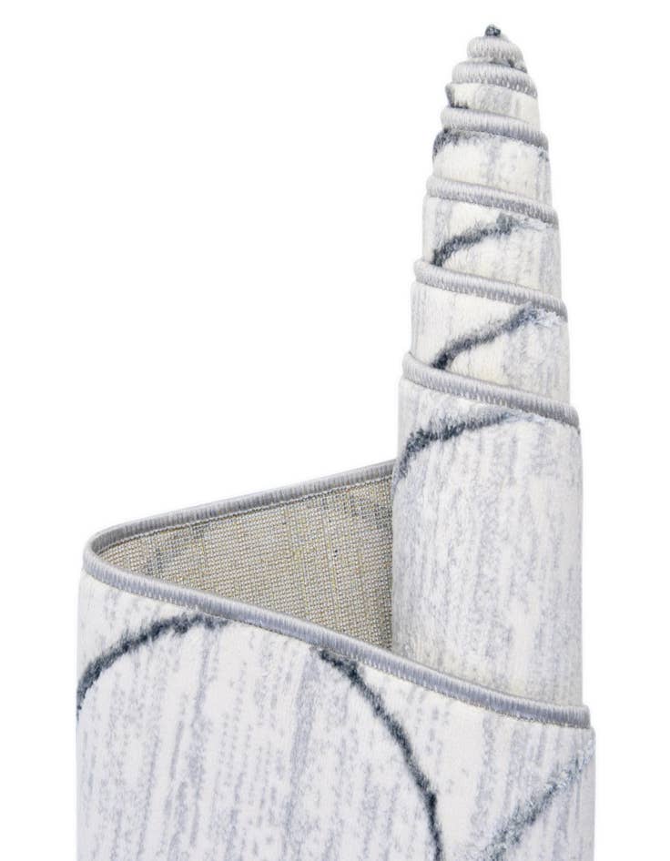 Detail image of 9' x 12' 2 Lattice Trellis Rug