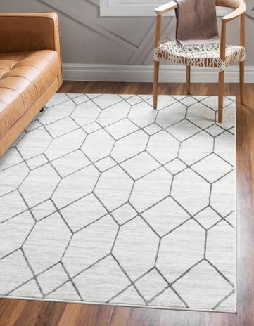 White Lattice Trellis Rug
