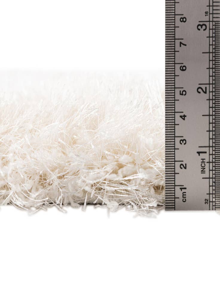 Detail image of 2' 7 x 5' Luxury Solid Shag Rug