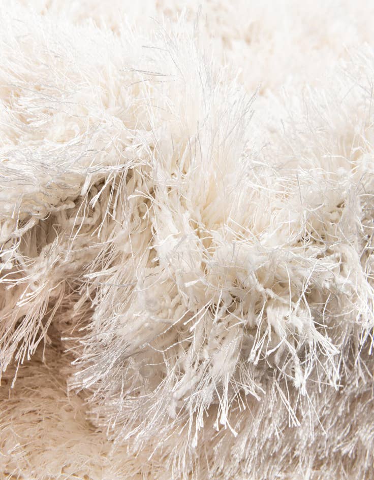 Detail image of 2' 7 x 5' Luxury Solid Shag Rug