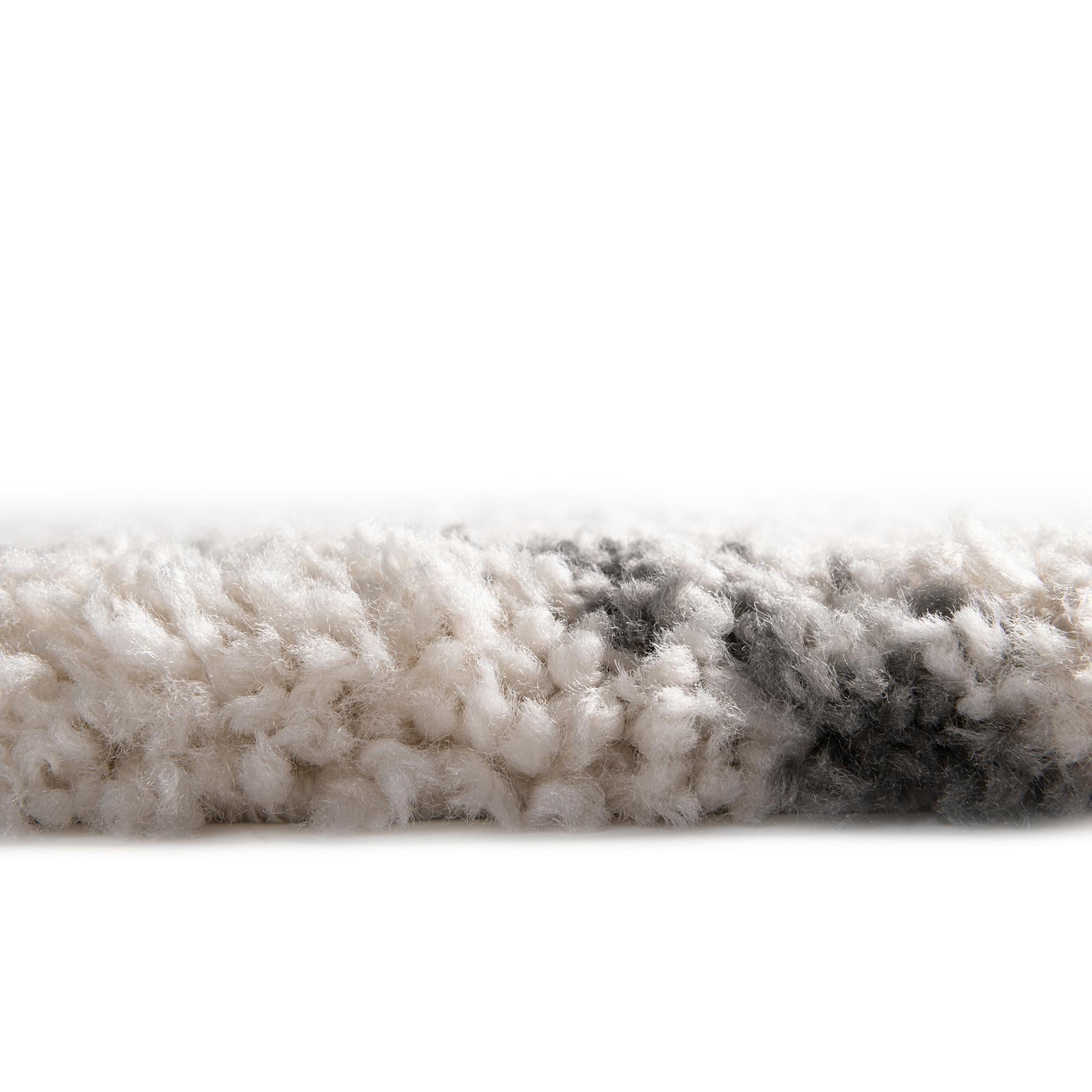 8' x 10' Moroccan Shag Rug