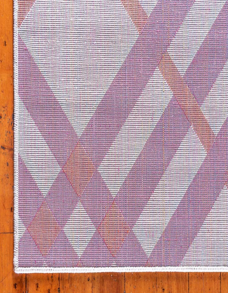 Detail image of 4' x 6' Open Hearts Rug