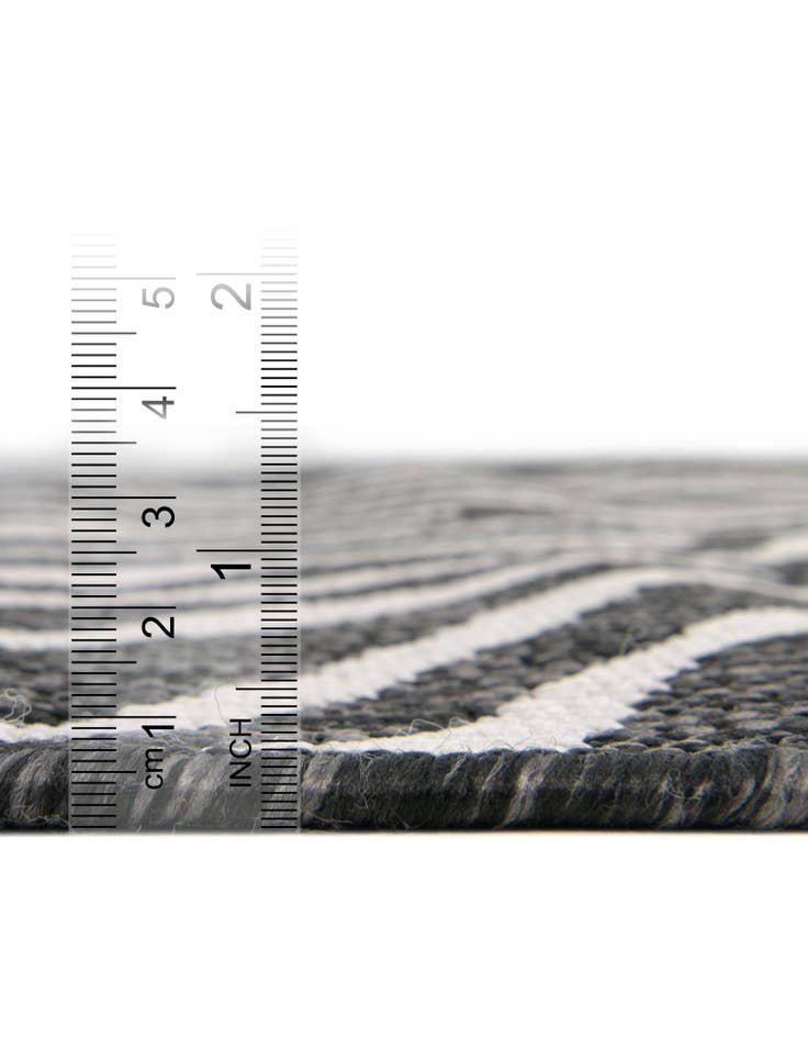 Detail image of 3' x 5' 3 Easy-Clean Safari Indoor / Outdoor Rug