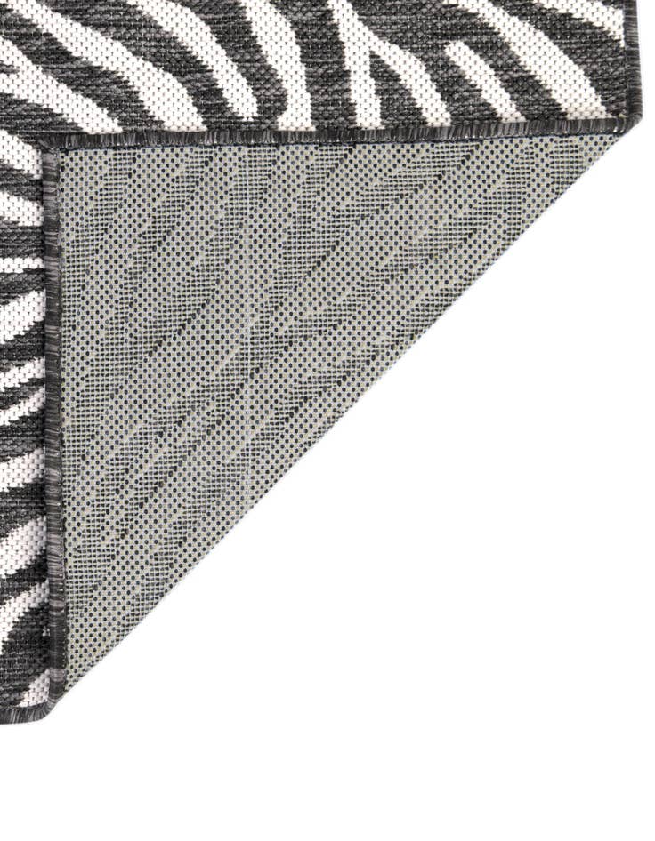 Detail image of 3' x 5' 3 Easy-Clean Safari Indoor / Outdoor Rug