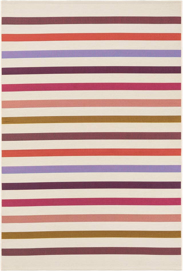Detail image of 5' 3 x 8' Easy-Clean Striped Indoor / Outdoor Rug