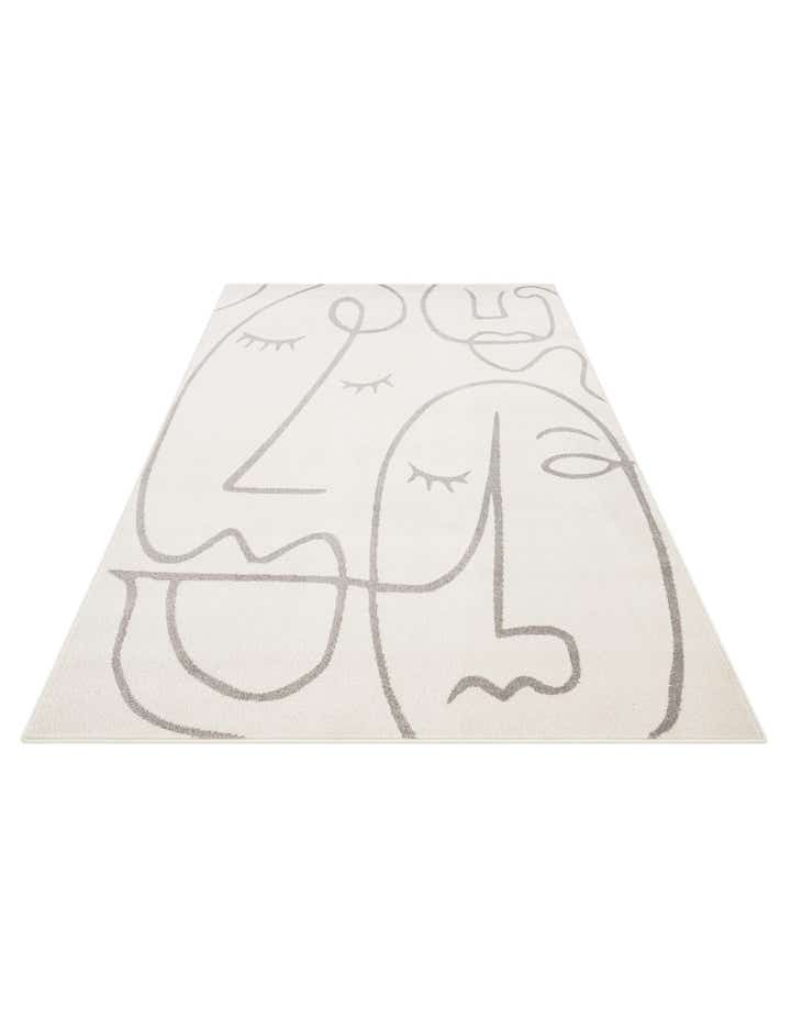 5' 3 x 7' 9 Safari Rug