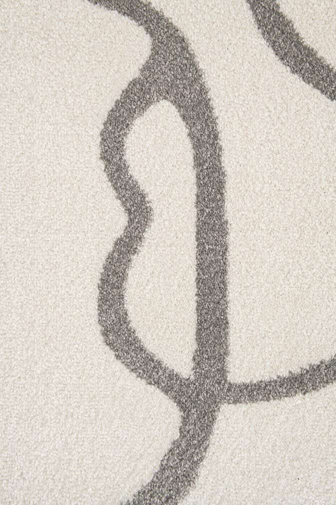 5' 3 x 7' 9 Safari Rug