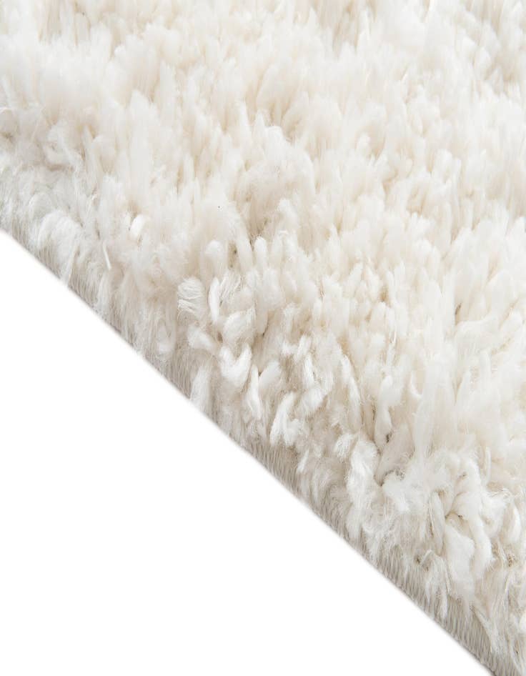 Detail image of 8' x 9' 9 Solid Shag Rug