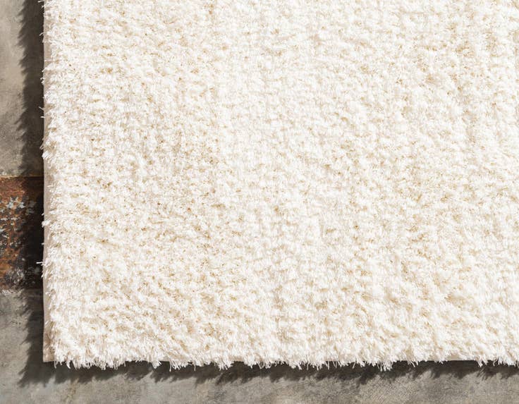 Detail image of 9' x 12' 2 Solid Shag Rug