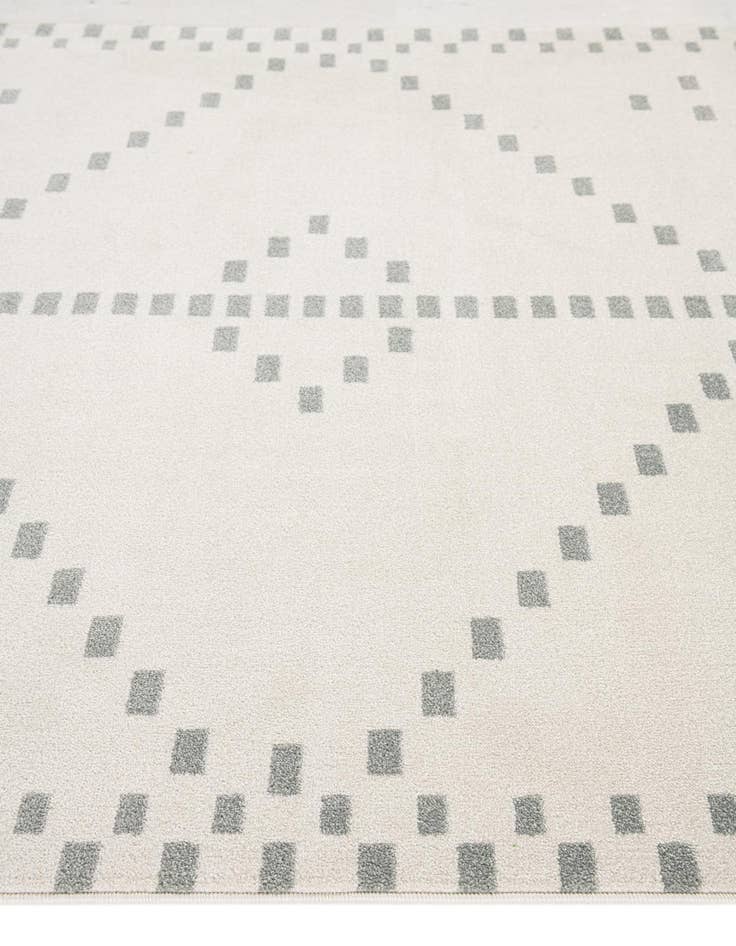 Detail image of 5' 3 x 7' 10 Timeless Rug