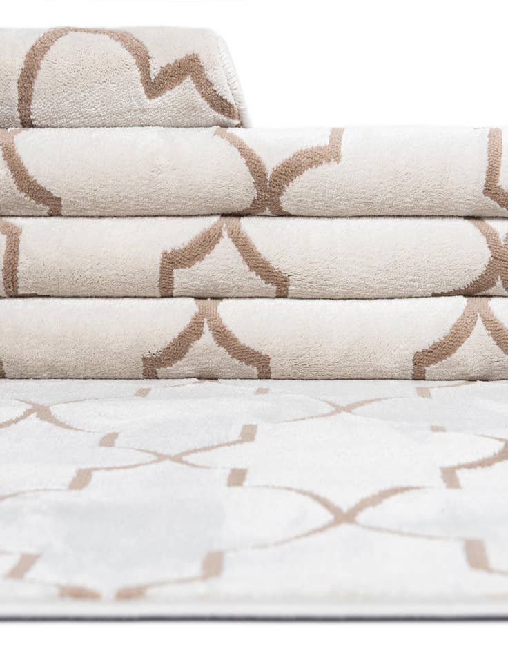 Detail image of 7' 10 x 10' Uptown Lincoln Center Rug