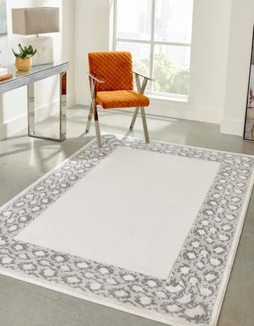 White Vince Camuto Rug