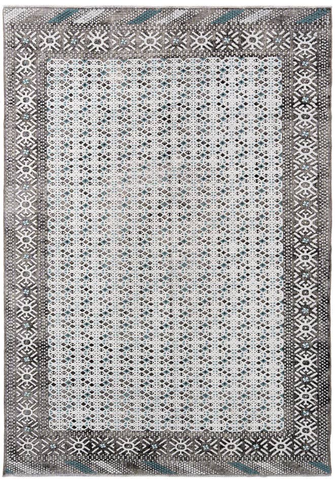 Detail image of 6' 8 x 9' 5 Vintage Royal Rug