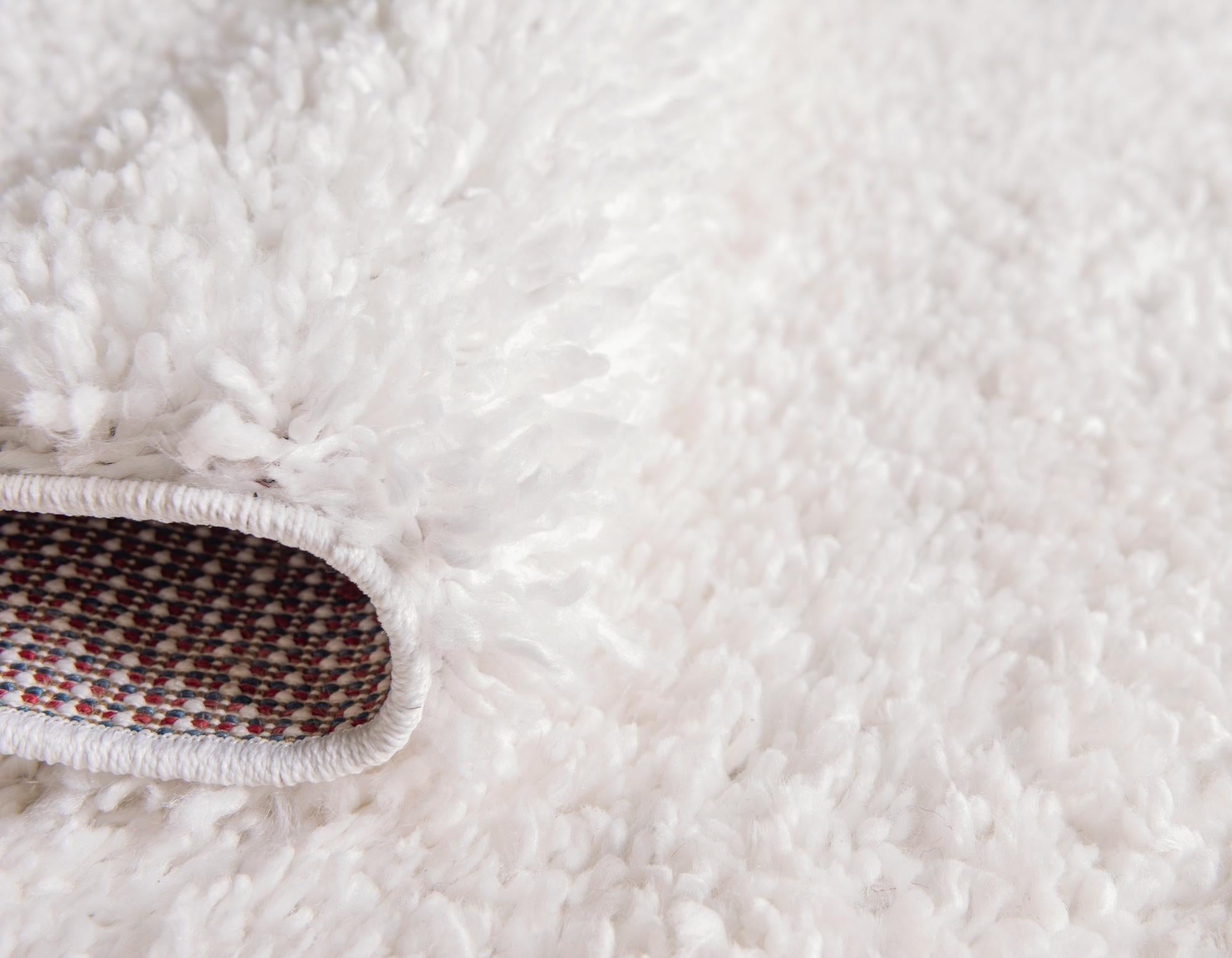 5' 3 x 8' Zermatt Shag Rug