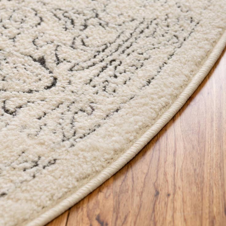 Detail image of 5' x 5' Isabella Round Rug