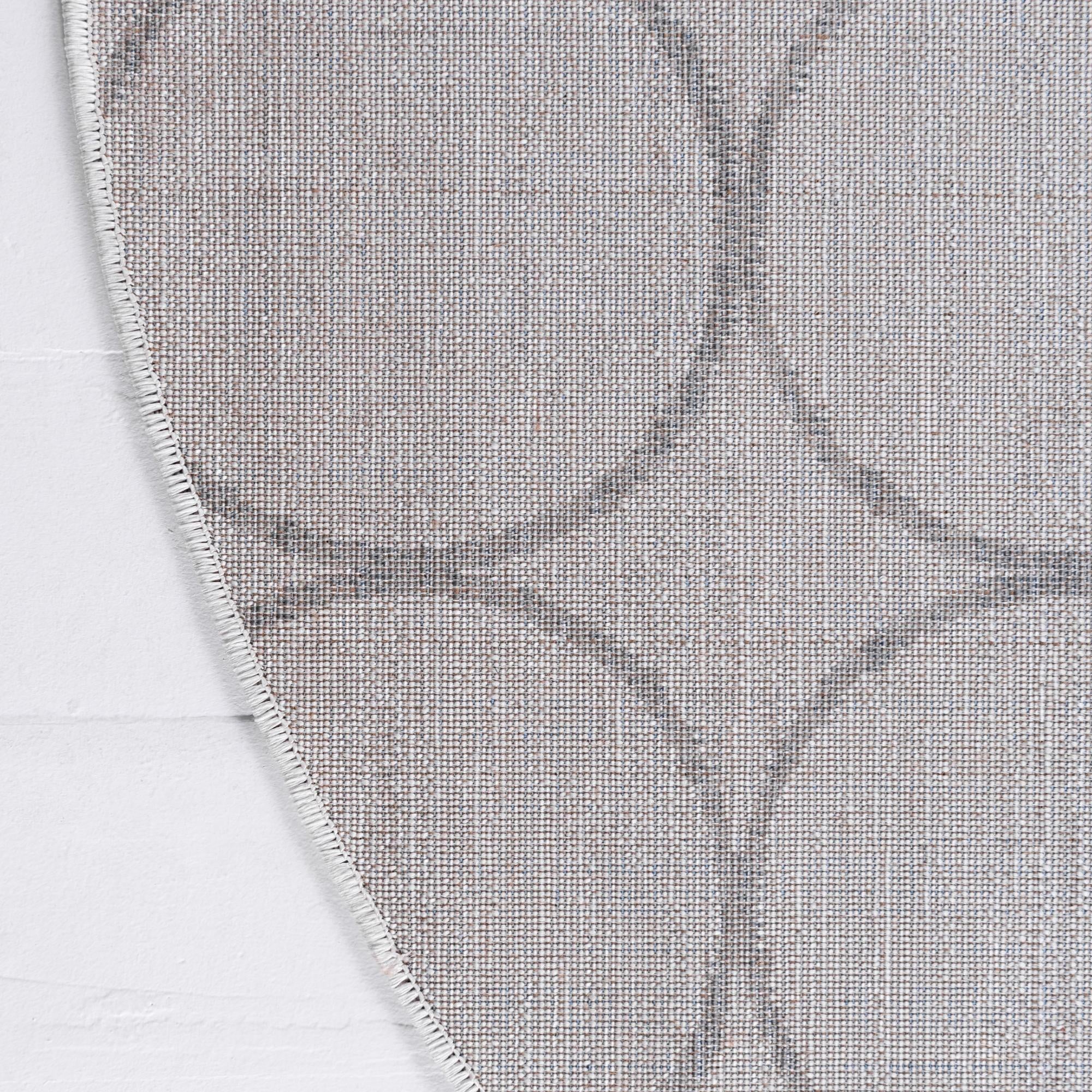 7' x 7' Lattice Trellis Round Rug
