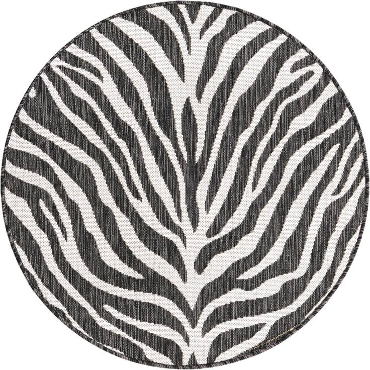 Detail image of 3' x 3' Easy-Clean Safari Indoor / Outdoor Round Rug