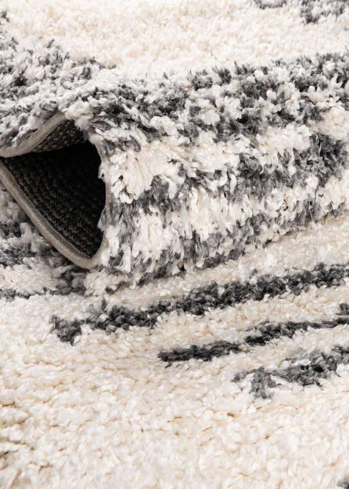 3' 3 x 3' 3 Serenity Shag Round Rug