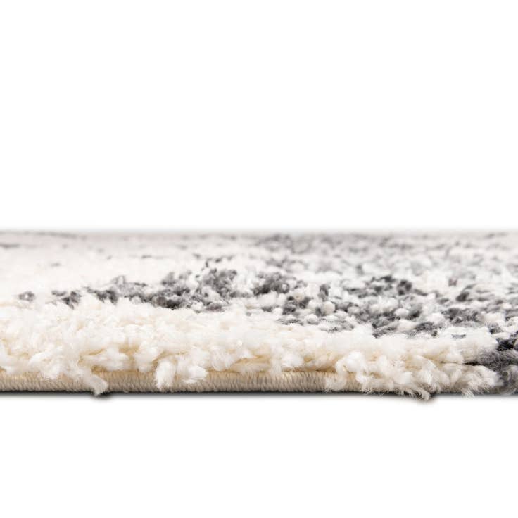 Detail image of 5' 3 x 5' 3 Serenity Shag Round Rug