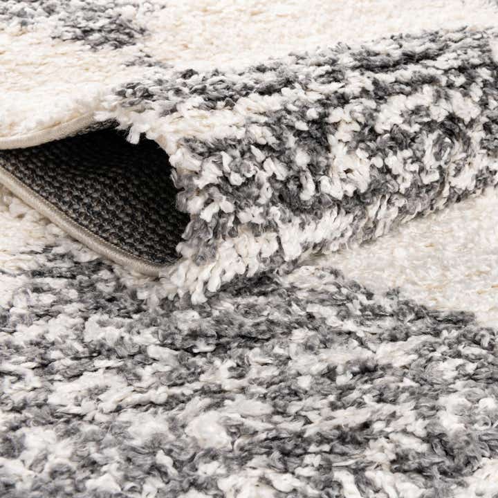 5' 3 x 5' 3 Serenity Shag Round Rug