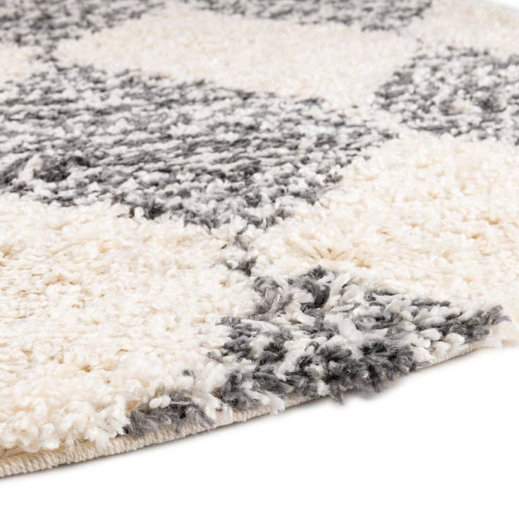 Detail image of 5' 3 x 5' 3 Serenity Shag Round Rug