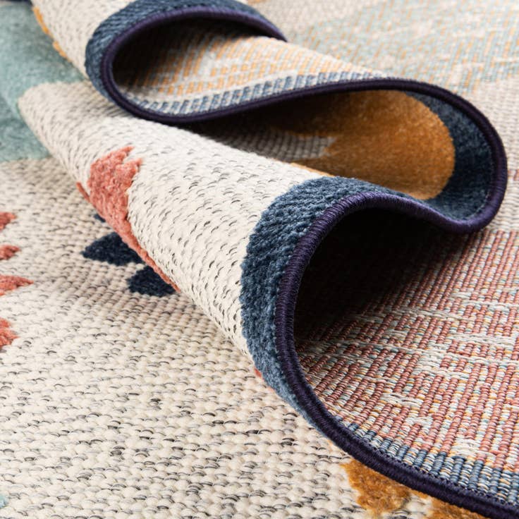 Detail image of 2' x 8' Easy-Clean Belize Indoor / Outdoor Runner Rug