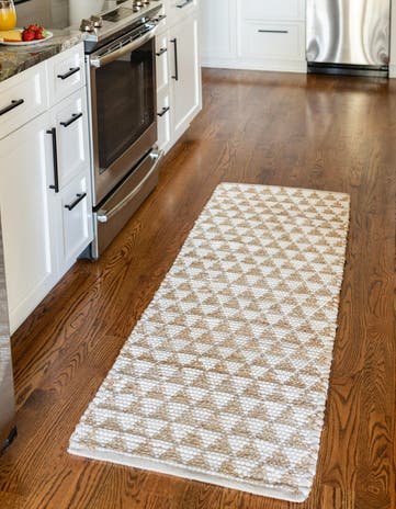 2' 2 x 6' 1 Hand Woven Chindi Jute Runner Rug