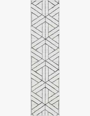 2' x 8' Lattice Trellis Runner Rug