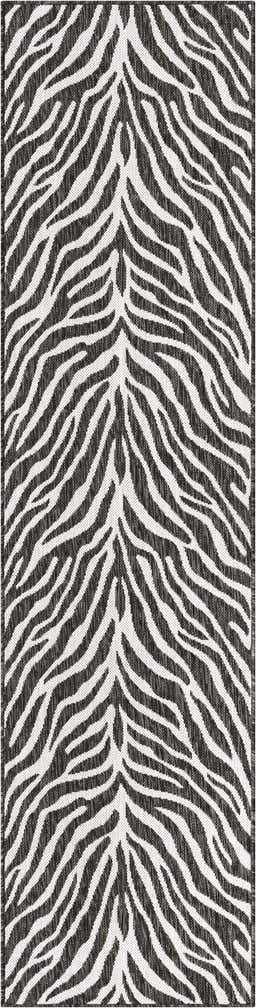 2' x 8' Easy-Clean Safari Indoor / Outdoor Runner Rug
