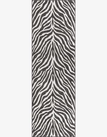 2' 7 x 10' Easy-Clean Safari Indoor / Outdoor Runner Rug