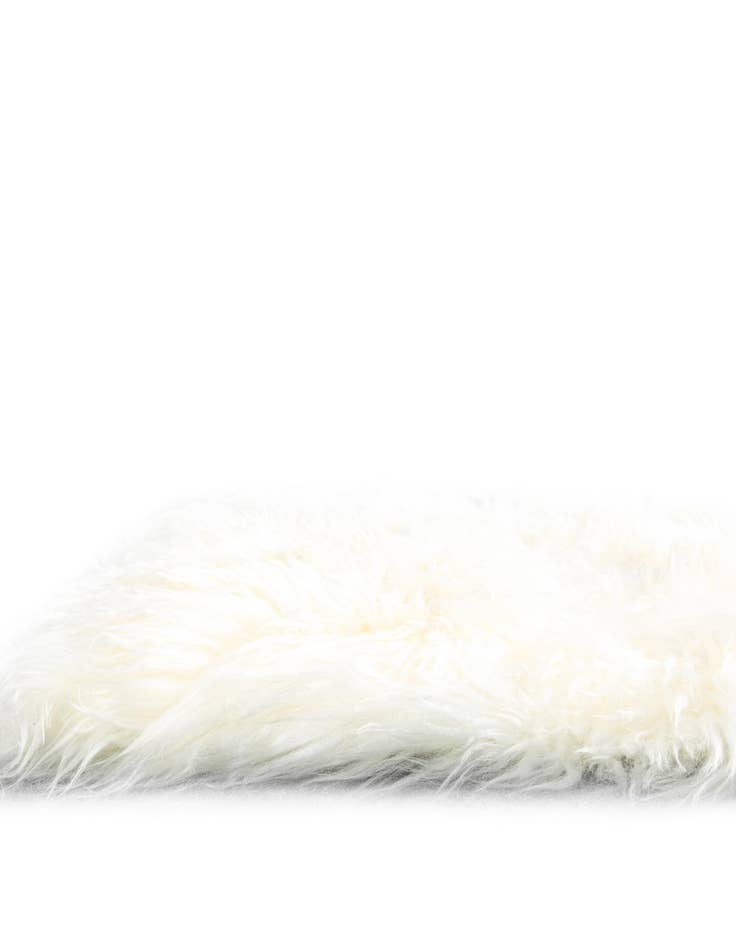 Detail image of 2' x 4' Sheepskin Runner Rug