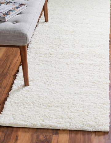 2' x 4' 1 Soft Solid Shag Runner Rug