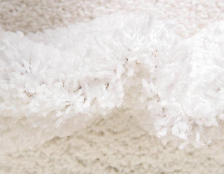 Detail image of 2' x 7' Zermatt Shag Runner Rug
