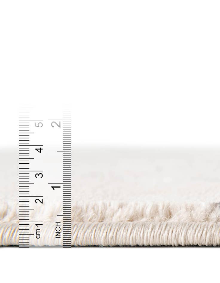 Detail image of 7' 10 x 10' Marilyn Monroe™ Glam Trellis Oval Rug