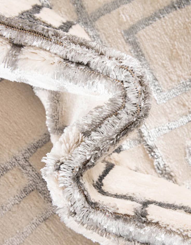 Detail image of 2' x 10' Marilyn Monroe™ Glam Deco Runner Rug
