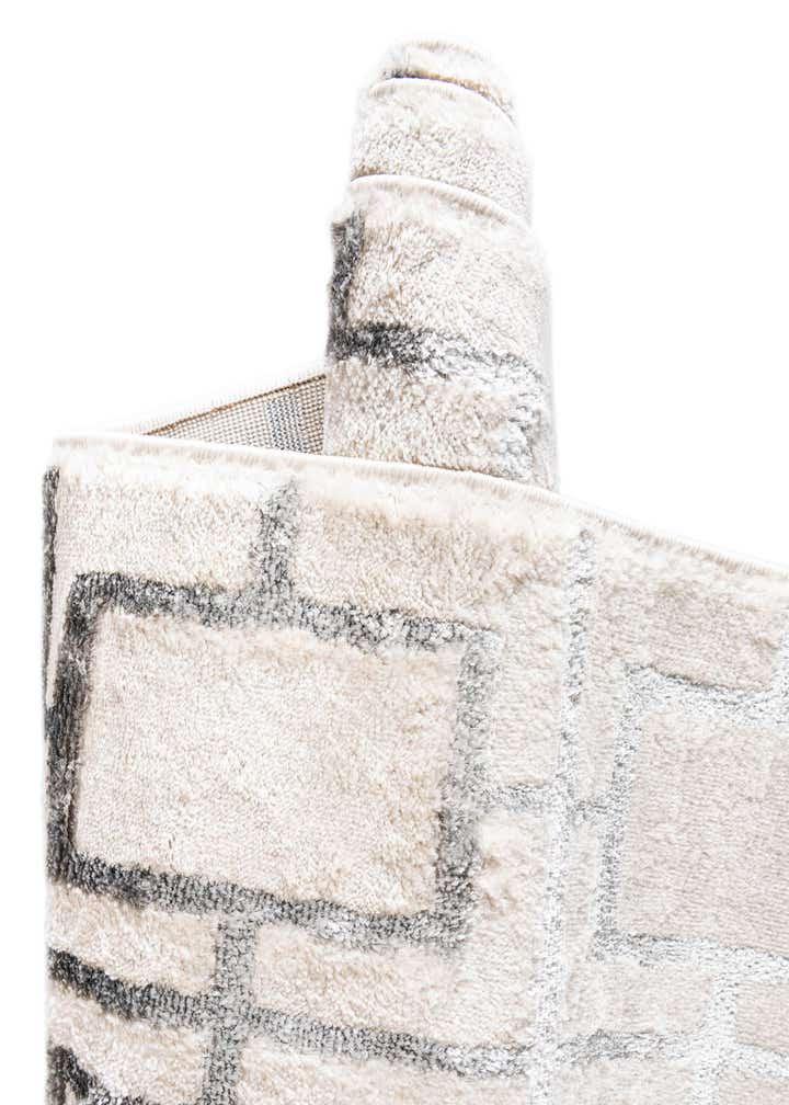 2' x 10' Marilyn Monroe™ Glam Deco Runner Rug