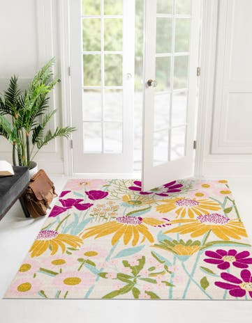 7' 10 x 7' 10 Bloom Square Rug