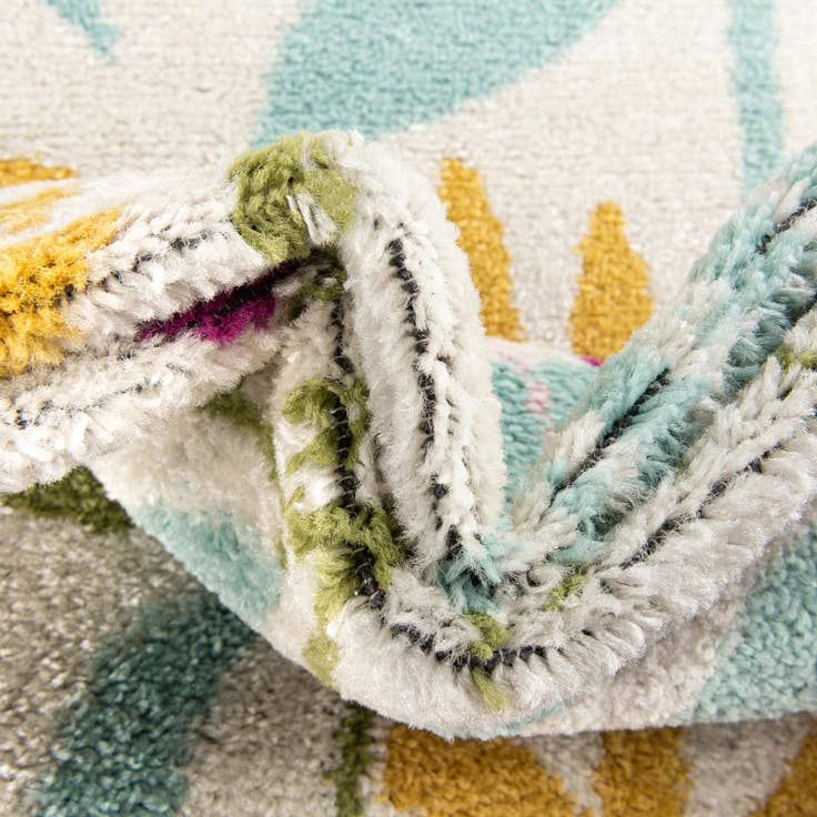 Detail image of 7' 10 x 7' 10 Bloom Square Rug